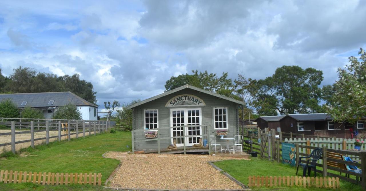 Owls Nest Log Cabin Morpeth Esterno foto
